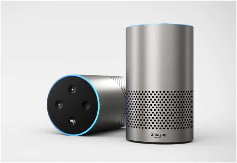 智能揚聲器 (Smart Speaker) 如 Amazon Echo 能夠聽到聲音，並即時識別與心臟驟停相關的瀕死呼吸 ，準確率超過97%，而它是長期接駁電源，所以不用擔心電力消耗的問題。