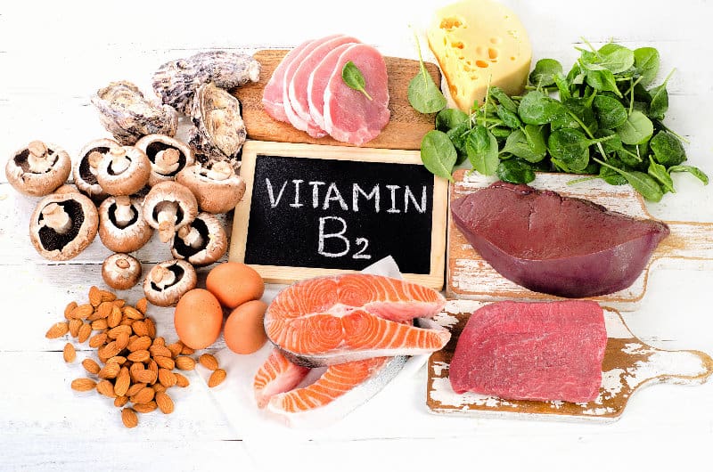 維生素 B2 又稱核黃素 ，是代謝系統不可缺少的營養素，有助於維持黏膜 (如口腔黏膜) 的健康。