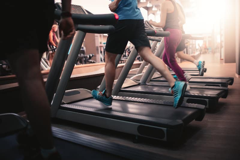 缺乏運動的人只要經常進行適量運動， 也能改善健康狀況。